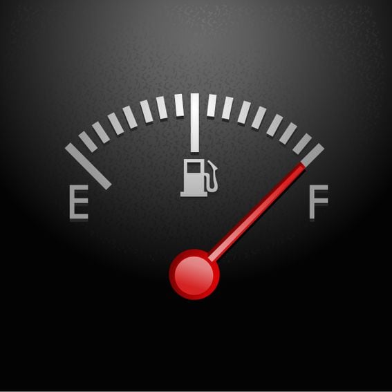 Full fuel gauge icon (M-A-U/Getty)