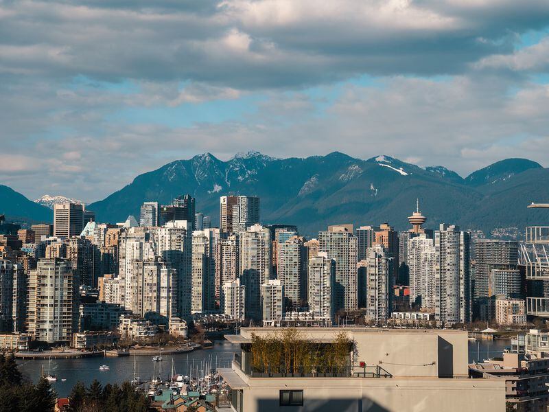 British Columbia Imposes 18-Month Moratorium on New Crypto Mining Operations