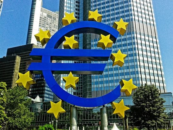 ECB's digital euro project moves to next phase. (MichaelM/Pixabay)