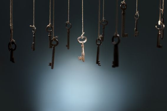 Hanging keys