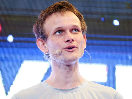 Ethereum co-founder Vitalik Buterin says Solana "has a bright future." (Michael Ciaglo/Getty Images)