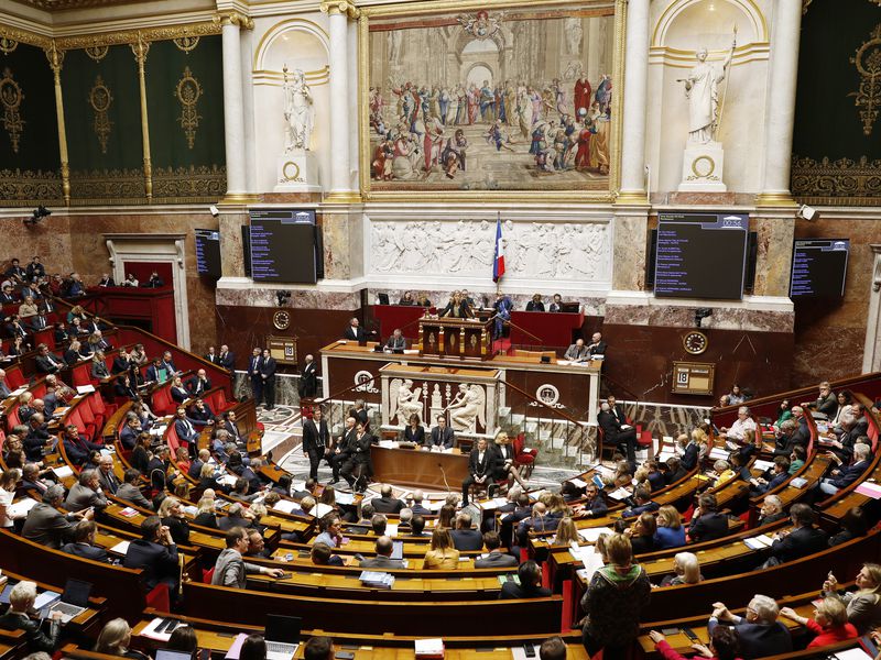 Crypto Industry Hopes Turn to French Legislators as Regulators Back Mandatory License