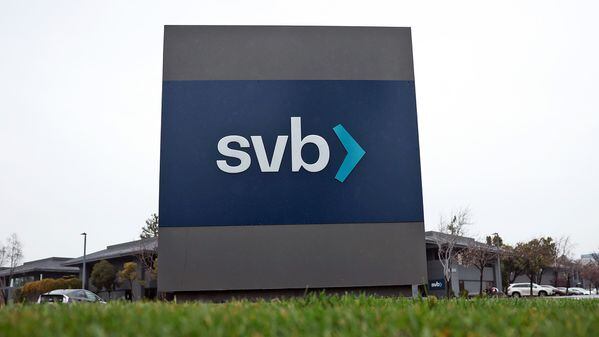Oficinas de Silicon Valley Bank (SVB) en Santa Clara, California. (Justin Sullivan/Getty Images)