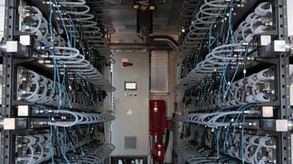 CDCROP: Bitmain Antminer S19 Hydro mining rigs, the company's latest technology, installed at a Merkle Standard facility in Washington state. (Eliza Gkritsi/CoinDesk)