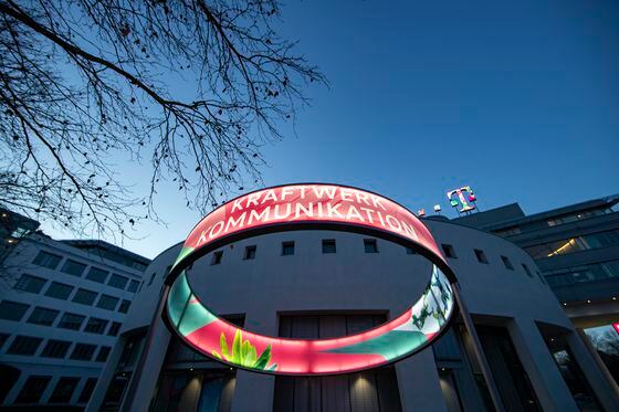 New Digital T-logo Sign Installed On Deutsche Telekom's HQ