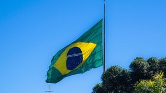 Brazilians have almost tripled the use of stablecoins in 2021 (Mateus Campos Felipe/Unsplash)