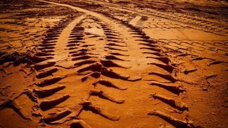 tire, tracks, mud