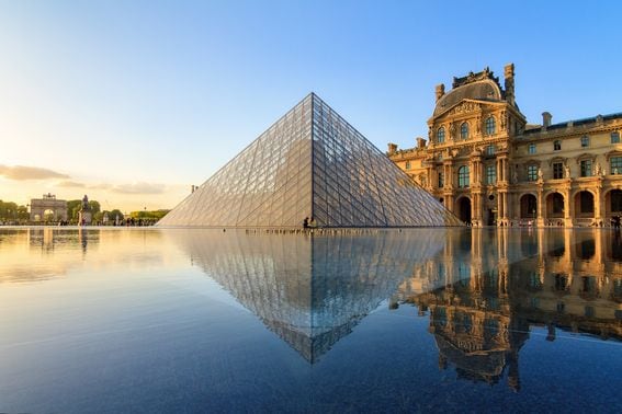 Louvre museum, Paris (Shutterstock)