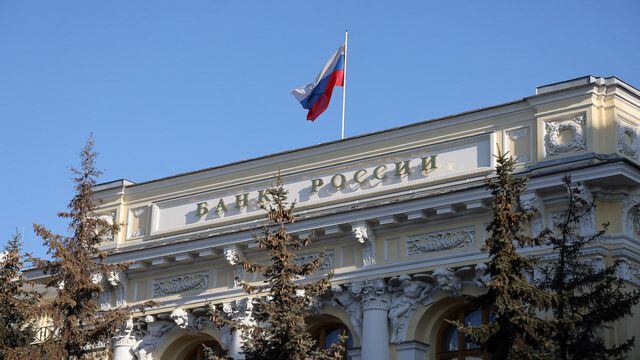 Russian Banks Cut Off From SWIFT, Role of Crypto as the War With Ukraine Escalates