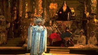 CDCROP: Soprano Ghena Dimitrova singing the title role in Franco Zefferelli's production of Puccini's "Turandot" (Johan Elbers/Getty Images)