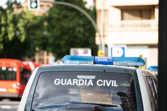 Spanish police arrested a number of Bitzlato executives. (MarioGuti/Getty Images)