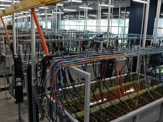 CleanSpark's immersion cooling facility in Norcross, Georgia. (Eliza Gkritsi/CoinDesk)
