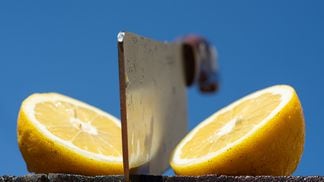 Lemon halving (via Shutterstock). 