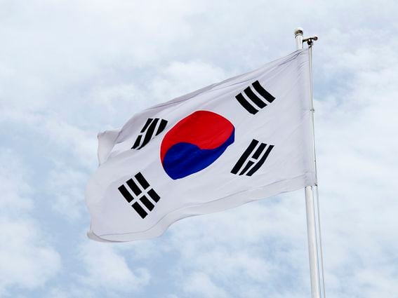 CDCROP: South Korea Flag (Jacek Malipan/EyeEm/Getty)