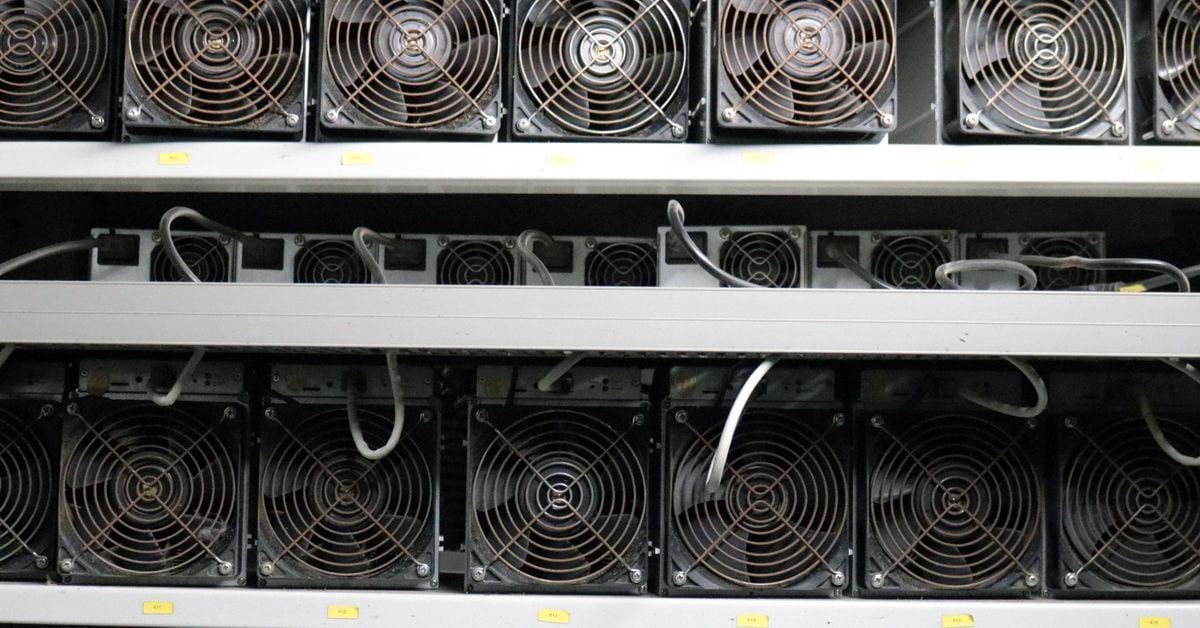 iris-energy-turns-on-41-megawatts-of-bitcoin-mining-machines-ahead-of-schedule
