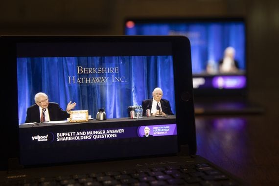 Berkshire Hathaway holds annual general meeting. (Daniel Acker/Getty images)