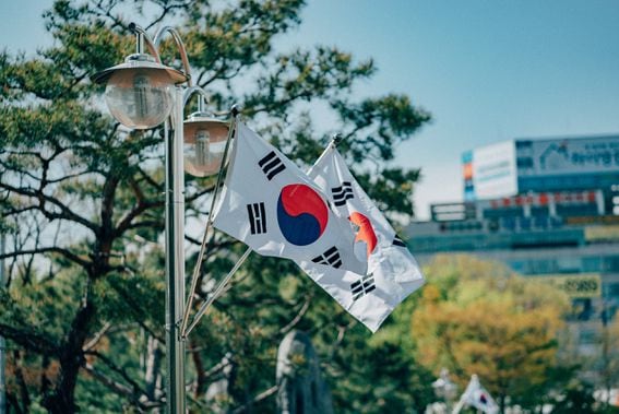 South Korean flag (Daniel Bernard/Unsplash)