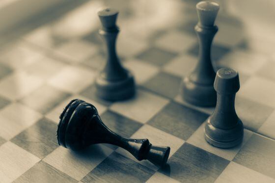 chess_pieces_dark