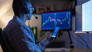 A financial advisor must do due diligence on crypto funds. (Alistair Berg/Getty Images)