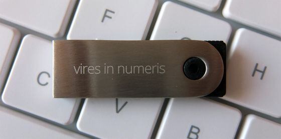 ledger-wallet-nano-review-vires-in-numeris-keyboard-hires