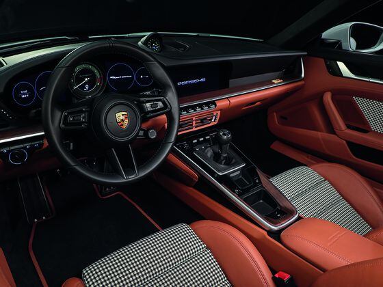 Porsche 911 Sport Classic interior.
