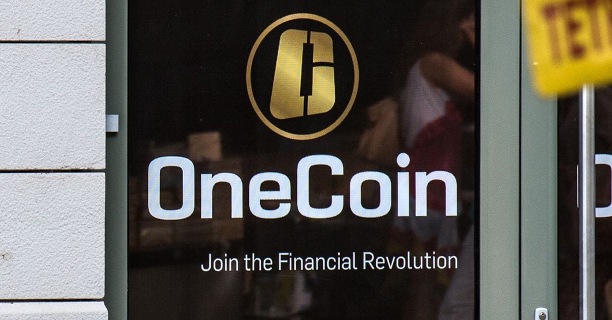 OneCoin Compliance Chief Sentenced to 4 Years in Prison for Role in B Ponzi Scheme