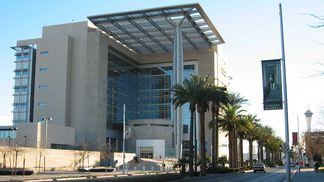 Lloyd D. George Federal District Courthouse in Las Vegas (Department of Justice/Wikimedia commons)