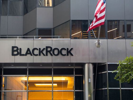 BlackRock chooses CF Benchmarks for bitcoin pricing. (Shutterstock)