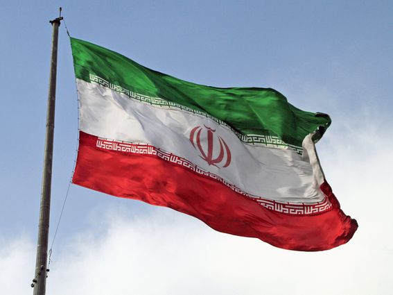 CDCROP: Big Iranian Flag Waving In The Wind (Rainer Puster/Getty)