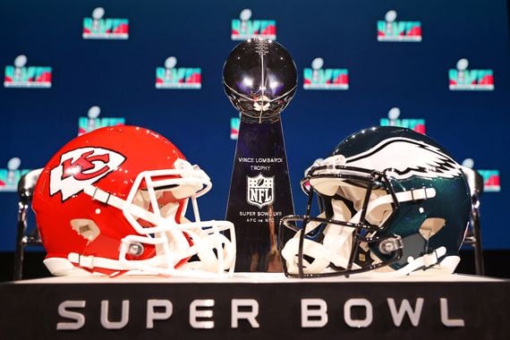 Super Bowl LVII: Kansas City Chiefs, the Philadelphia Eagles and no crypto ads (Peter Casey/Getty Images)