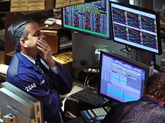 CDCROP: Trader Watches as Financial Markets Drop (Spencer Platt/Getty Images)