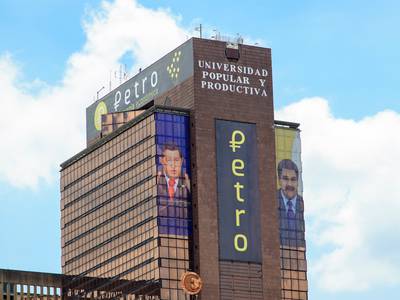 Petro poster on a building (CoinDesk archives)