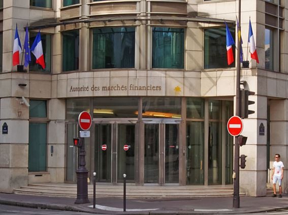 CDCROP: Autorité des marchés financiers (French financial market regulator), place de la Bourse, Paris, France (AMF) (Albert Bergonzo/Wikimedia)