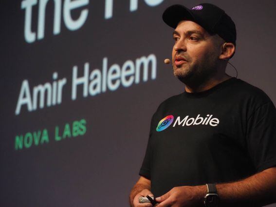 Nova Labs CEO Amir Haleem at Solana Breakpoint (Danny Nelson/CoinDesk)