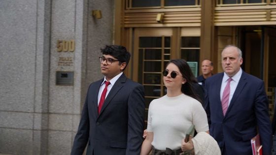Nishad Singh, left, exits a federal courthouse after testifying on Oct. 16, 2023 (Nikhilesh De/CoinDesk)