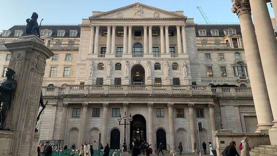 The Bank of England is reportedly hiring 30 people to develop a national digital currency. (Camomile Shumba/CoinDesk)
