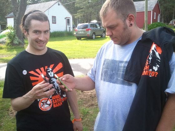  FSP members exchanging bitcoins at PorcFest X.