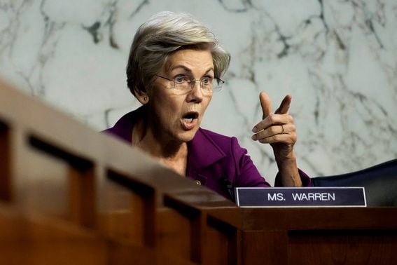 CDCROP: Sen. Elizabeth Warren (D-MA) questions executives of the nation's largest banks during a Senate Banking, Housing, and Urban Affairs Committee hearing on Capitol Hill September 22, 2022 in Washington, DC. (Drew Angerer/Getty Images)