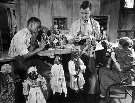 Marionette makers in the Federal Theatre Project's workshop in Washington, D.C., 1930s. Image via Library of Congress/Wikimedia Commons