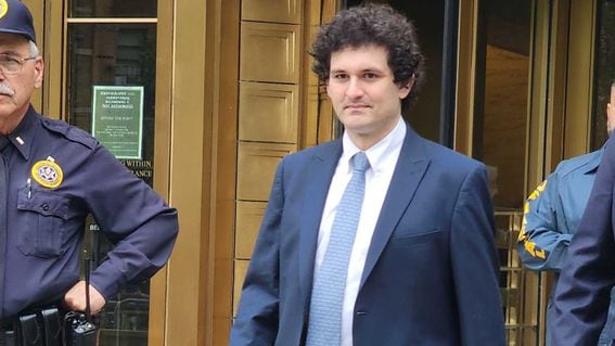 Sam Bankman-Fried leaves a federal court in Manhattan following a hearing to dismiss some of the charges leveled against him. (Elizabeth Napolitano / CoinDesk)