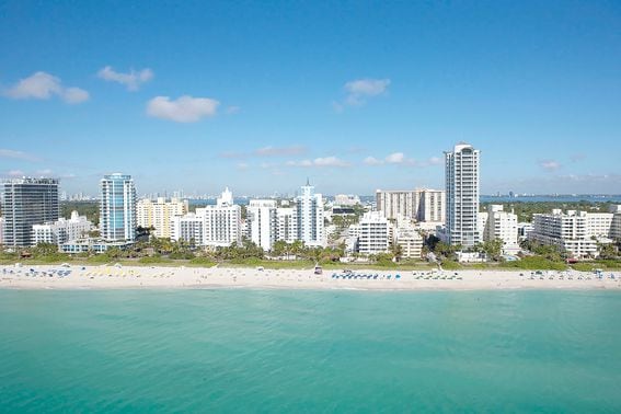 Miami Beach (Antonio Cuellar/Unsplash)