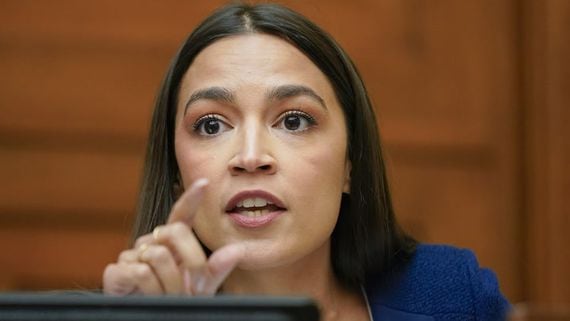 Warren, AOC Ask Regulators to Clarify Rules on Fmr Staff Taking Roles in Crypto Industry