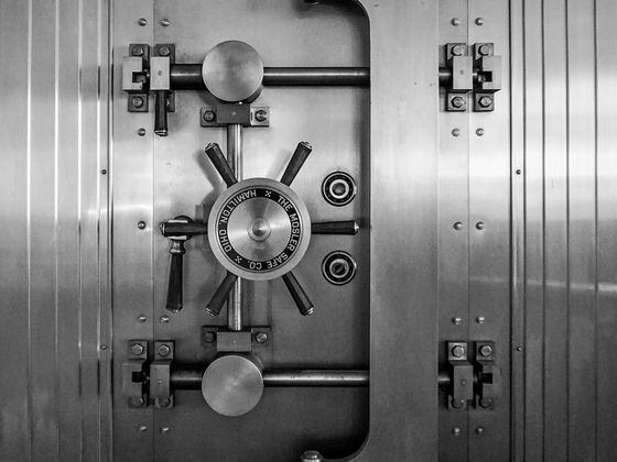 CDCROP: Safe Vault Secure (Jason Dent/Unsplash)