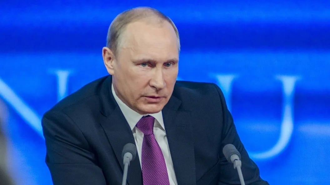 Vladimir Putin acaba de ganar su quinto mandato como presidente de Rusia, aunque la victoria electoral por un 87% ha sido calificada como preordenada, dirigida y una farsa.