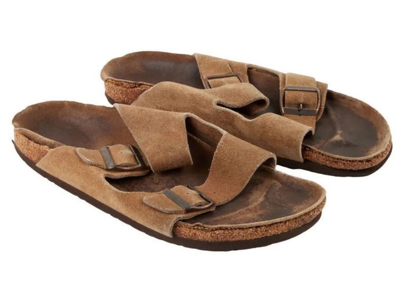 NFT-Linked Sandals Worn by Steve Jobs Sell for $218,000
