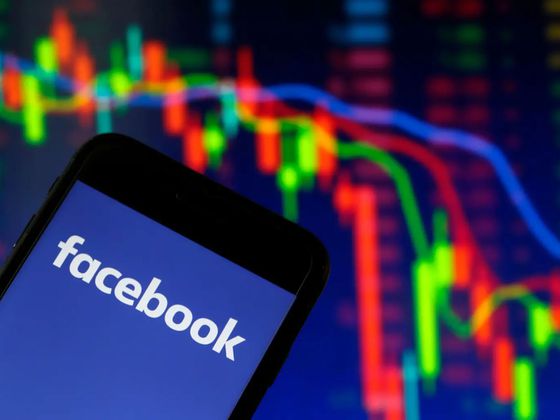 CDCROP: Facebook Stocks Drop (Chesnot/Getty Images)