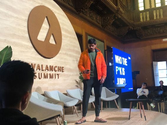Jump Crypto President Kanav Kariya speaks at the 2022 Avalanche Summit in Barcelona. (Tracy Wang/CoinDesk)
