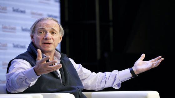 Investing Giant Ray Dalio Says 'Good Probability' Bitcoin Will Eventually Be 'Outlawed'