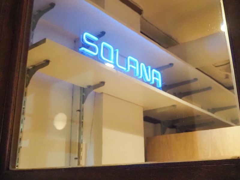 Solana Network Suffers ‘Major’ Outage, SOL Slips 2%