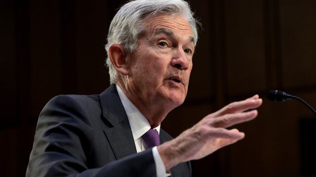 Bitcoin Briefly Dips Below $22K as Powell Warns on Inflation